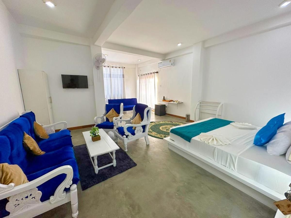 Sunset Sands Hikkaduwa Exterior photo