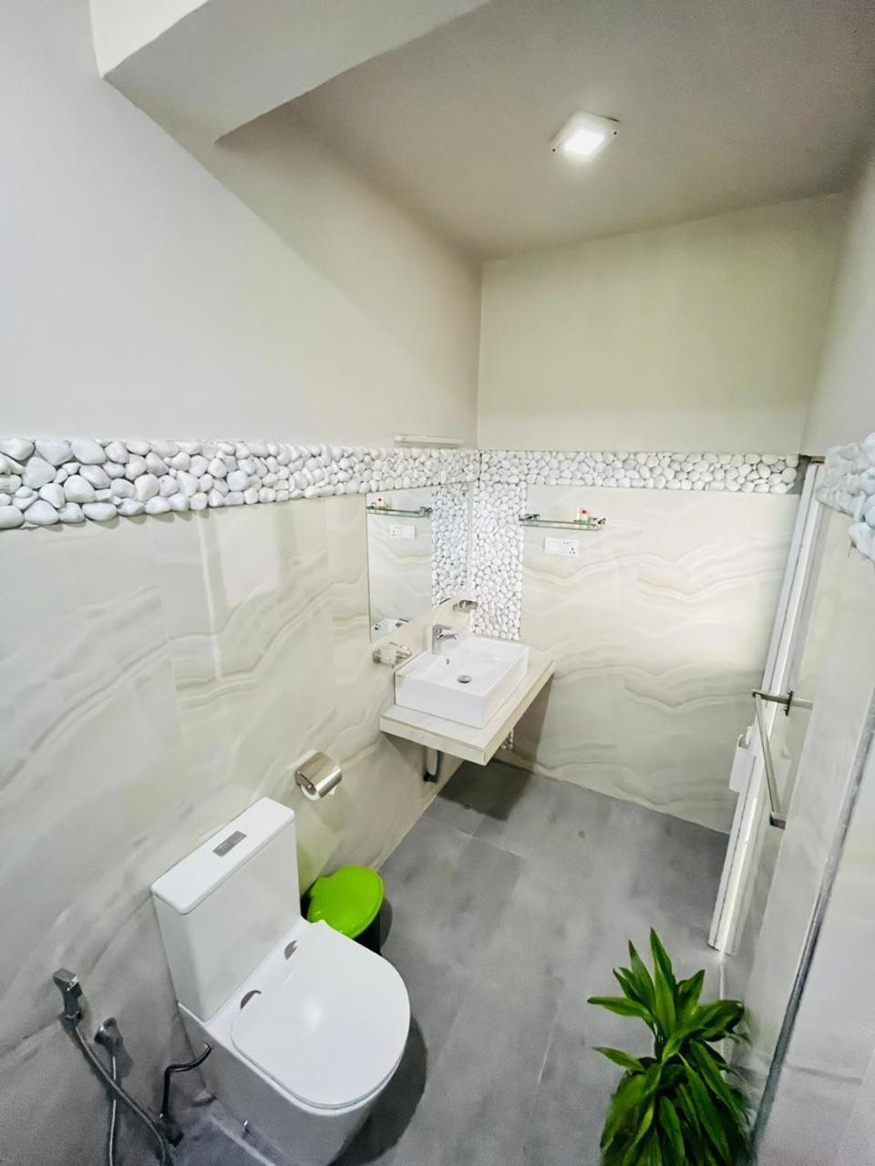 Sunset Sands Hikkaduwa Room photo