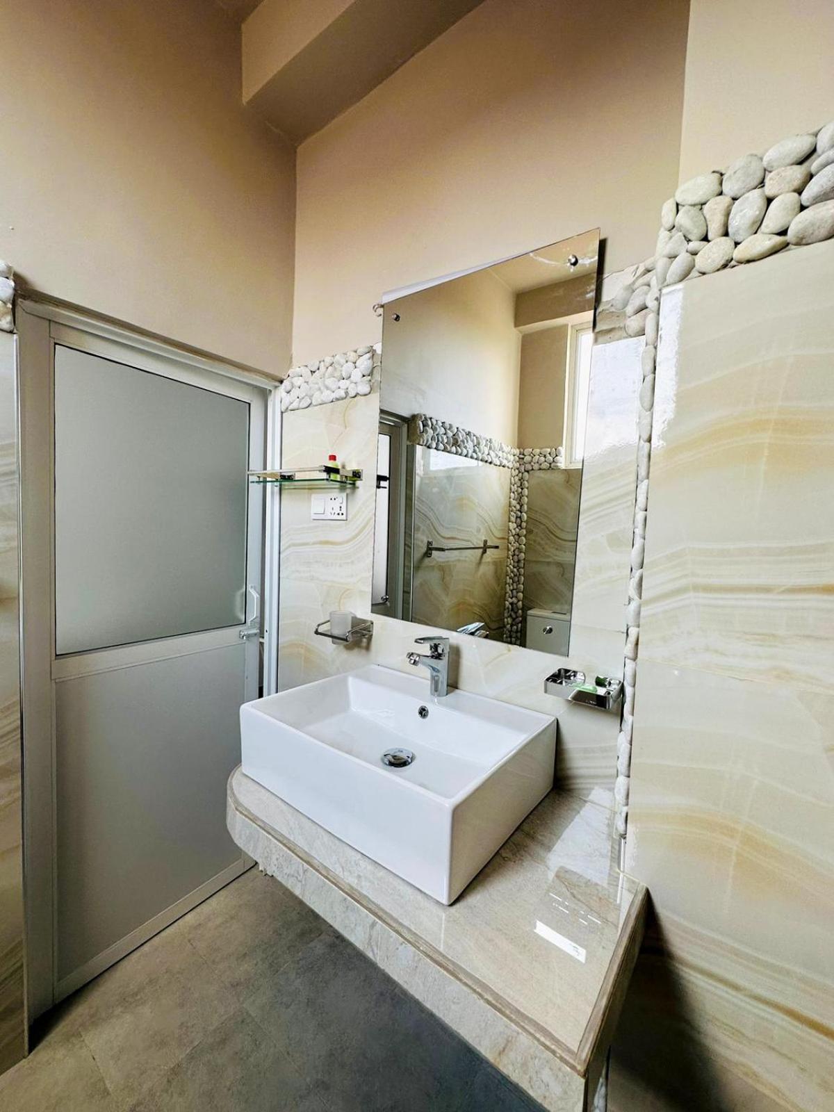 Sunset Sands Hikkaduwa Room photo